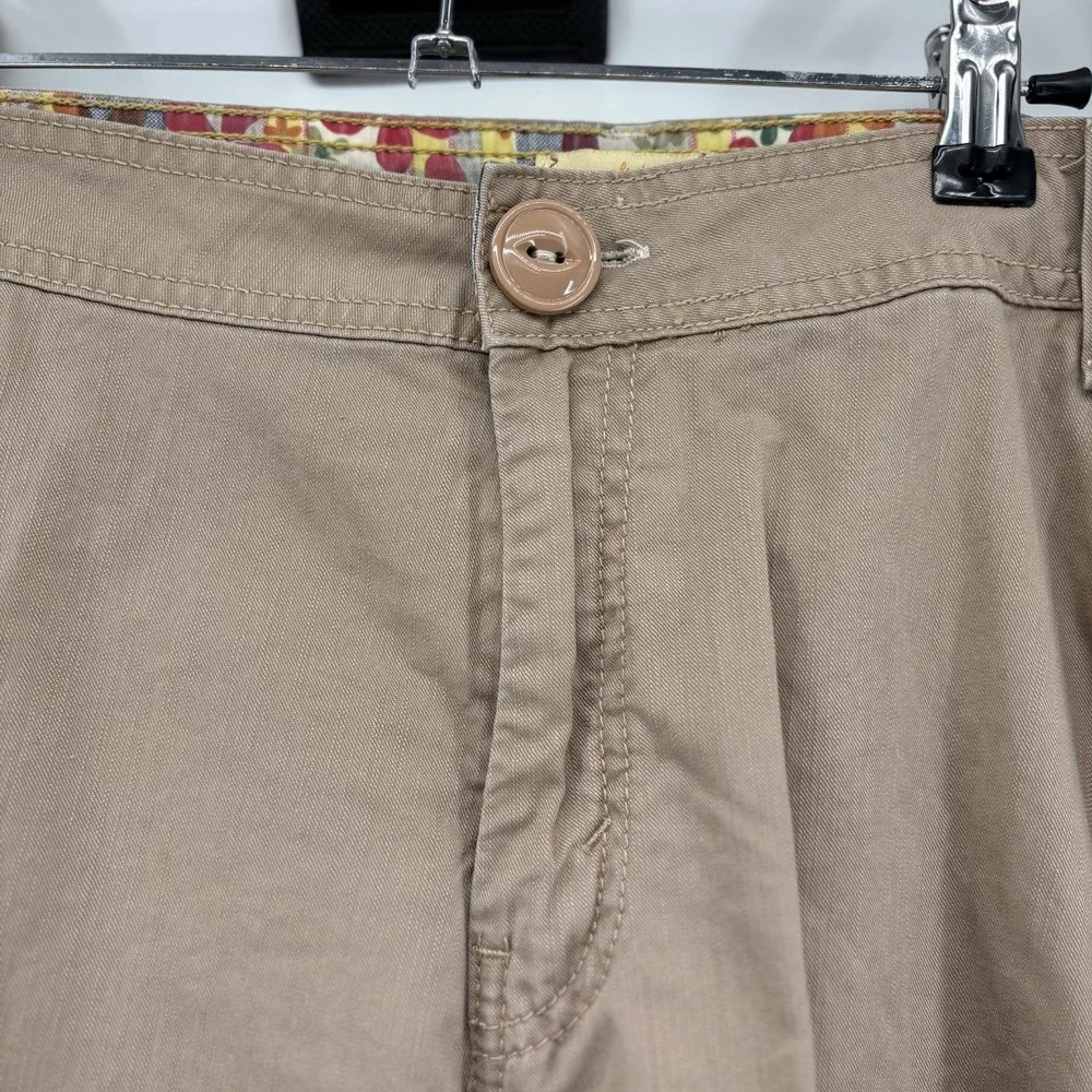 Levi Tab Women's Cargo Shorts Beige‎ Size 20 Large Buttons